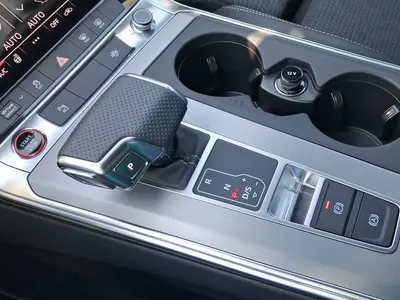 Audi S6 Avant – Foto 11