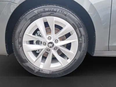 Skoda Octavia – Foto 7