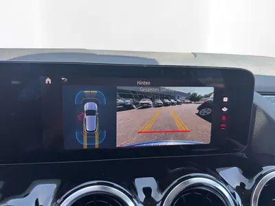 Mercedes-Benz GLA 200 – Foto 13