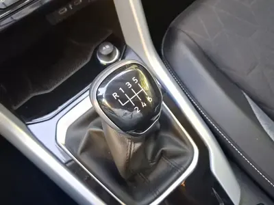 Volkswagen T-Roc – Foto 11