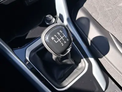Volkswagen T-Roc – Foto 11