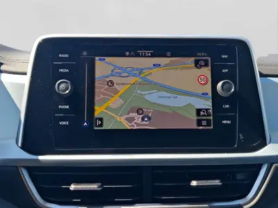 Volkswagen T-Roc – Foto 13