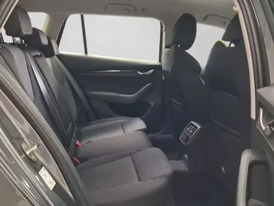 Skoda Octavia – Foto 6