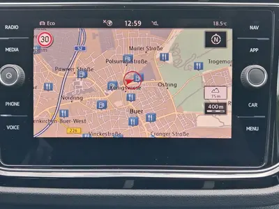 Volkswagen T-Roc – Foto 12