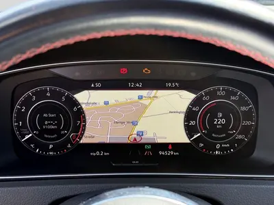 Volkswagen Golf GTI – Foto 10