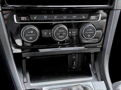 Volkswagen Golf GTI – Foto 16