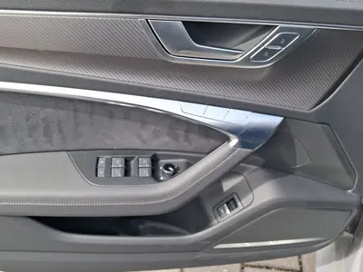 Audi RS 6 Avant – Foto 8