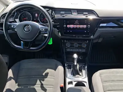Volkswagen Touran – Foto 5