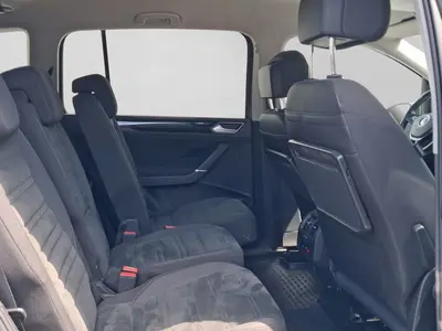 Volkswagen Touran – Foto 6