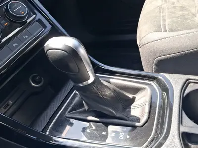 Volkswagen Touran – Foto 11