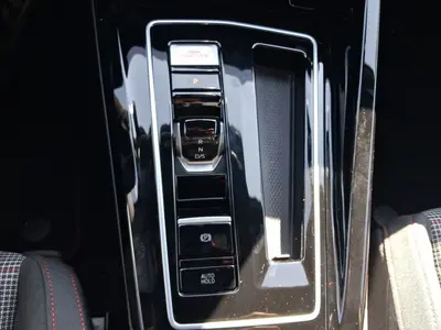 Volkswagen Golf GTI – Foto 11