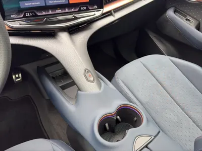Cupra Tavascan – Foto 11
