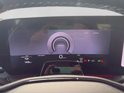 Audi Q6 e-tron – Foto 10