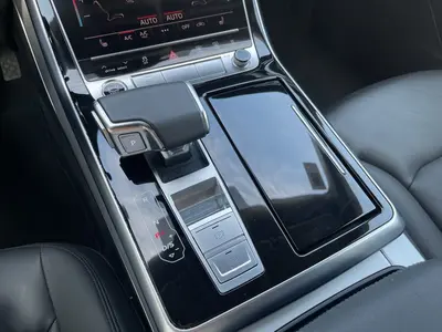 Audi Q8 – Foto 11