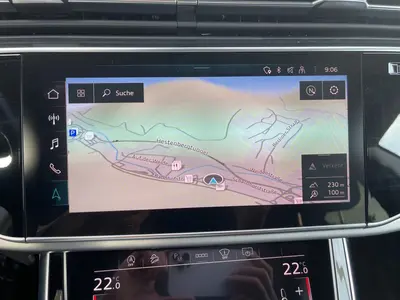 Audi Q8 – Foto 12