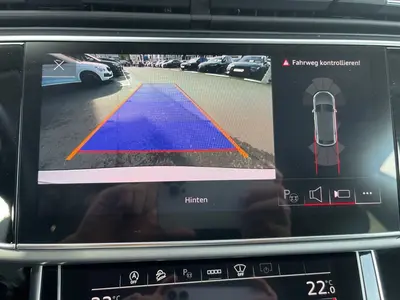 Audi Q8 – Foto 16