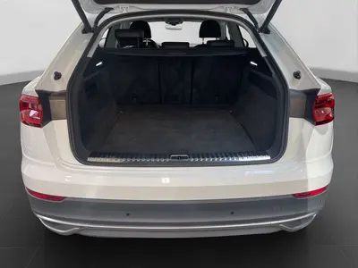 Audi Q8 – Foto 17