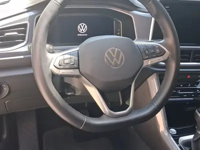 Volkswagen T-Roc – Foto 9