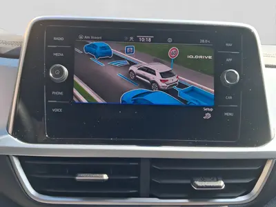 Volkswagen T-Roc – Foto 14