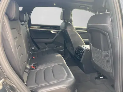 Volkswagen Touareg – Foto 6