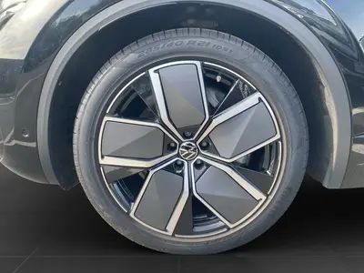Volkswagen Touareg – Foto 7
