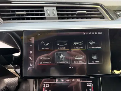 Audi e-tron – Foto 11