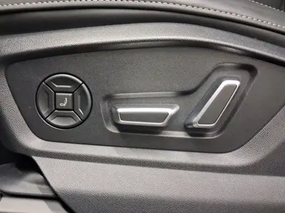 Audi Q8 – Foto 20