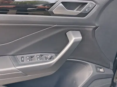 Volkswagen T-Roc – Foto 8