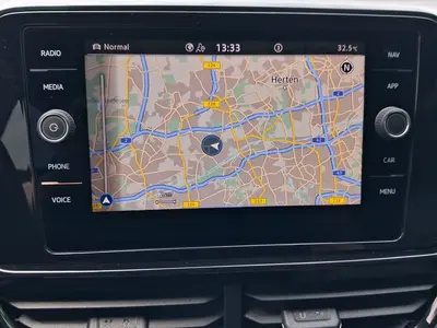 Volkswagen T-Roc – Foto 12