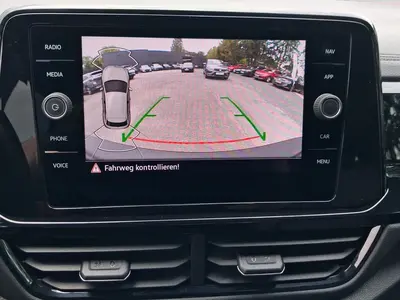 Volkswagen T-Roc – Foto 15