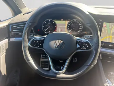 Volkswagen Touareg – Foto 9