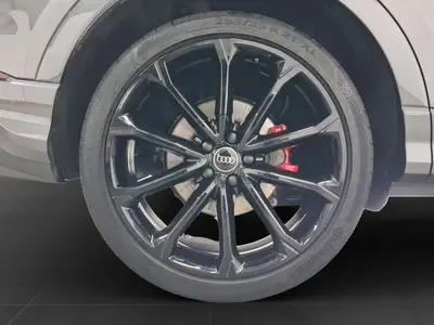 Audi RS Q3 – Foto 7
