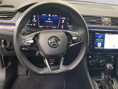 Skoda Superb – Foto 9