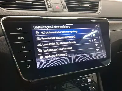 Skoda Superb – Foto 12