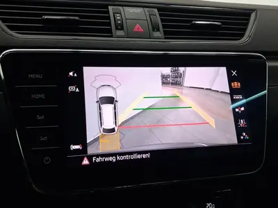 Skoda Superb – Foto 15