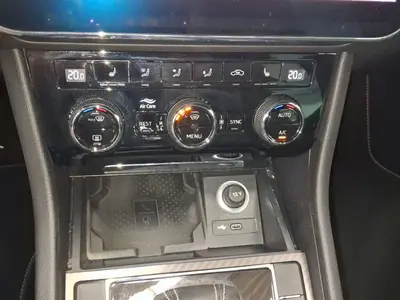 Skoda Superb – Foto 16