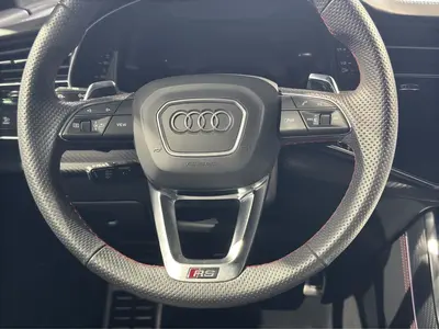 Audi RS Q8 – Foto 9