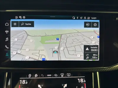 Audi RS Q8 – Foto 12
