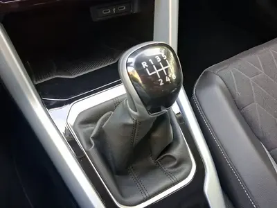 Volkswagen T-Roc – Foto 11