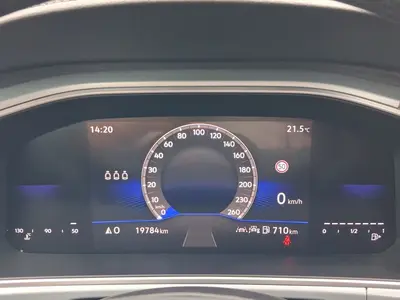 Volkswagen T-Roc – Foto 10
