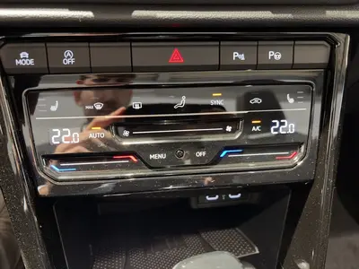 Volkswagen T-Roc Cabriolet – Foto 15