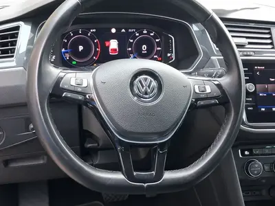 Volkswagen Tiguan – Foto 9