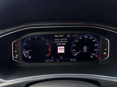 Volkswagen T-Roc – Foto 10