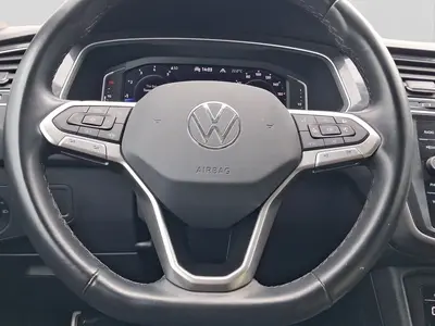 Volkswagen Tiguan Allspace – Foto 9