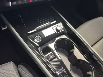 Audi Q3 – Foto 11
