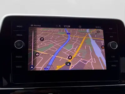 Volkswagen T-Roc – Foto 13