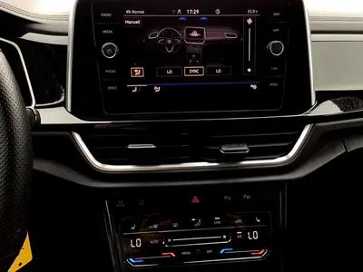 Volkswagen T-Roc – Foto 16