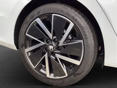 Skoda Octavia – Foto 7