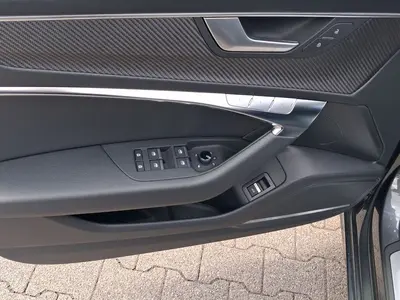 Audi S6 Avant – Foto 8