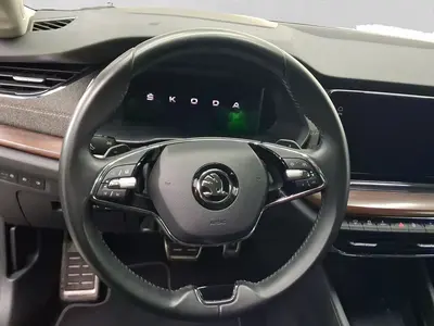 Skoda Octavia – Foto 9